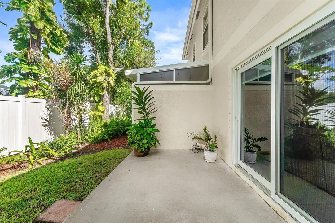 031-114WoodenMillTerrace-Jupiter-FL-3345