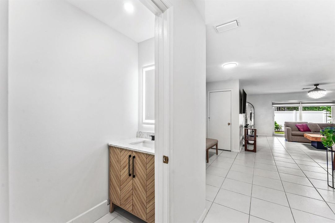 013-114WoodenMillTerrace-Jupiter-FL-3345