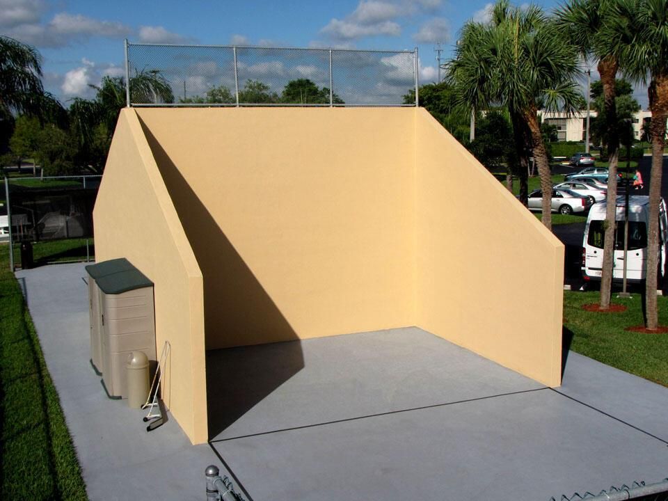 17_raquetball_courts