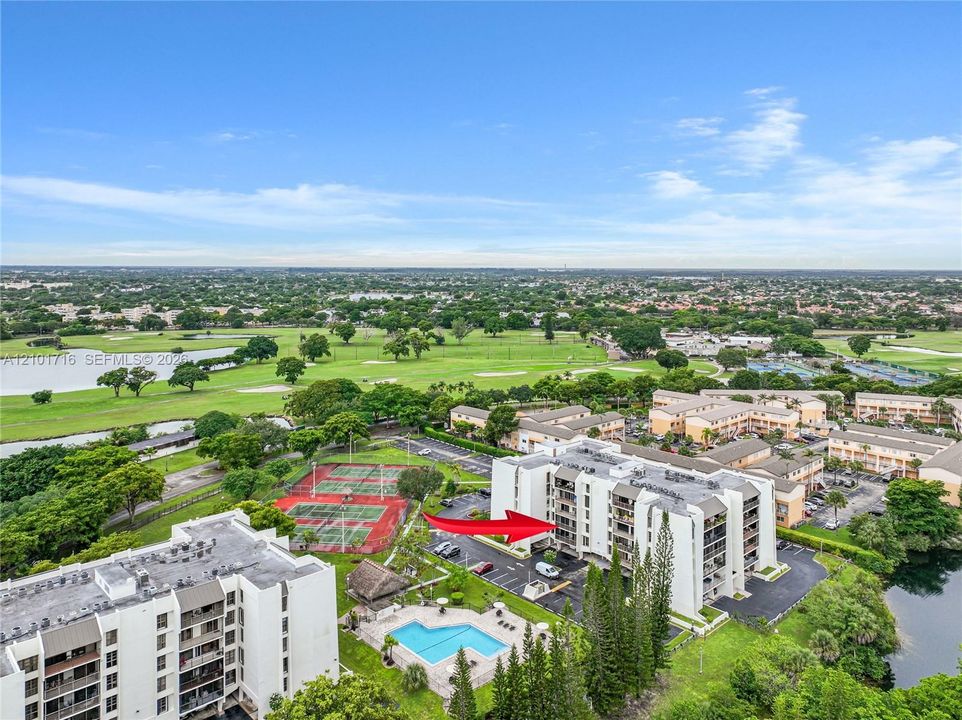 For Sale: $330,000 (2 beds, 2 baths, 1200 Square Feet)