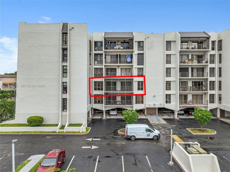 For Sale: $330,000 (2 beds, 2 baths, 1200 Square Feet)