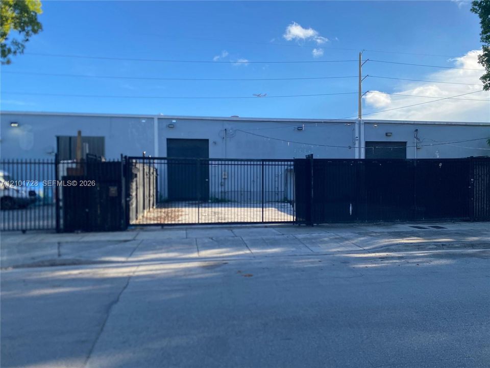 For Rent: $18 (0 beds, 0 baths, 0 Square Feet)