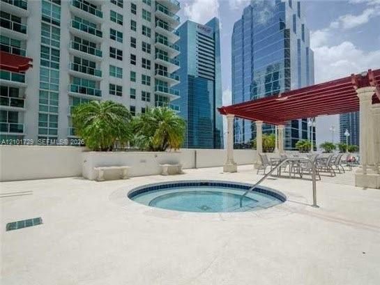 For Sale: $1,200,000 (3 beds, 2 baths, 1105 Square Feet)