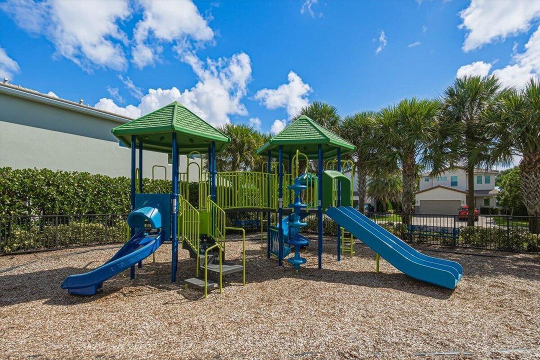 47-Clubhouse-Playground