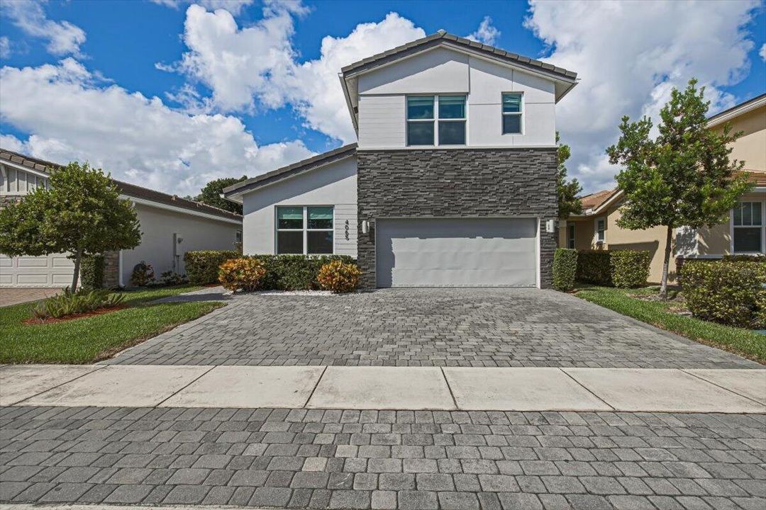 04-Front Home
