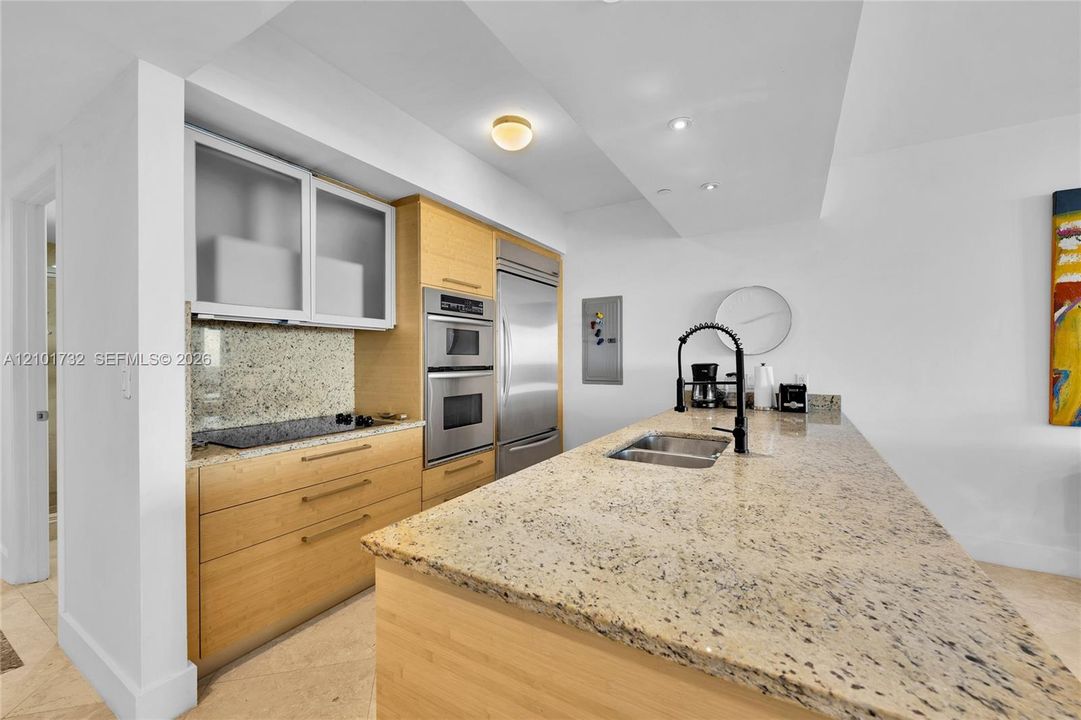 В аренду: $9,800 (3 спален, 3 ванн, 1733 Квадратных фут)