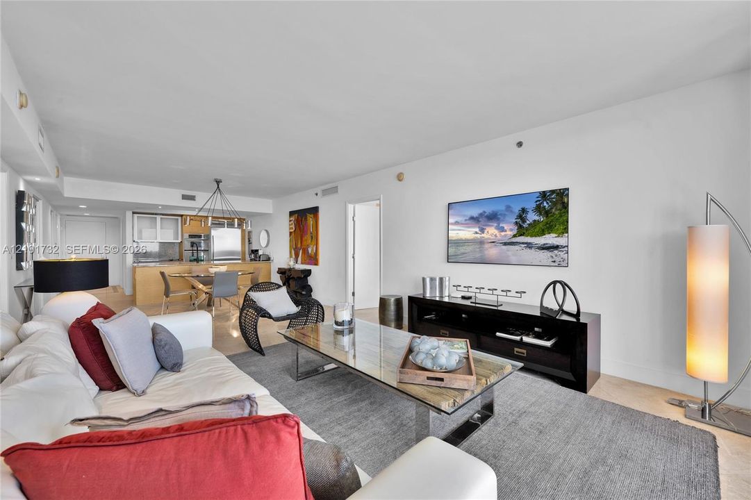 В аренду: $9,800 (3 спален, 3 ванн, 1733 Квадратных фут)