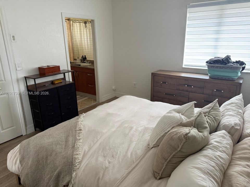En Renta: $2,399 (2 camas, 2 baños, 1150 Pies cuadrados)
