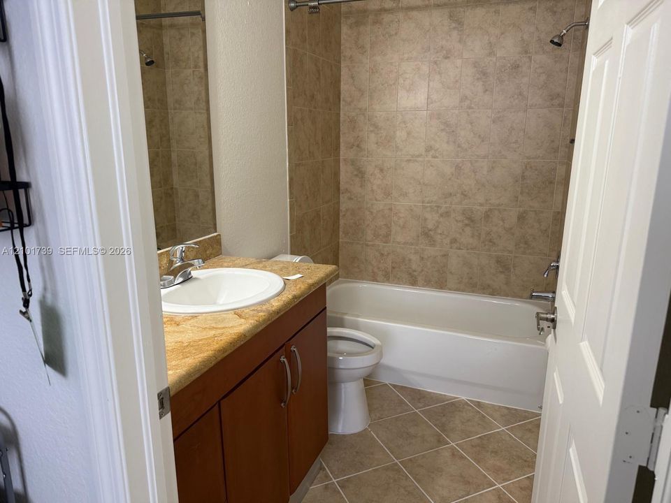 En Renta: $2,399 (2 camas, 2 baños, 1150 Pies cuadrados)