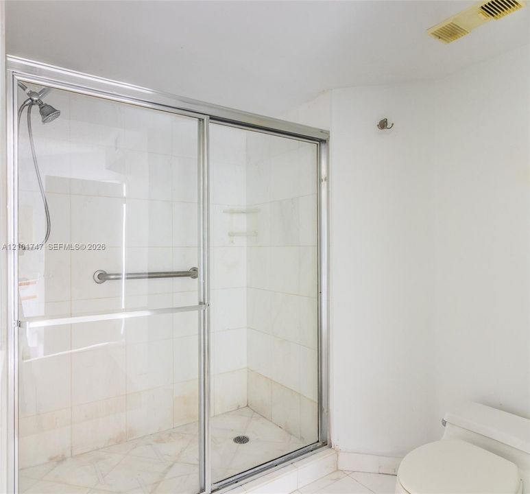 En Venta: $365,000 (2 camas, 2 baños, 1361 Pies cuadrados)