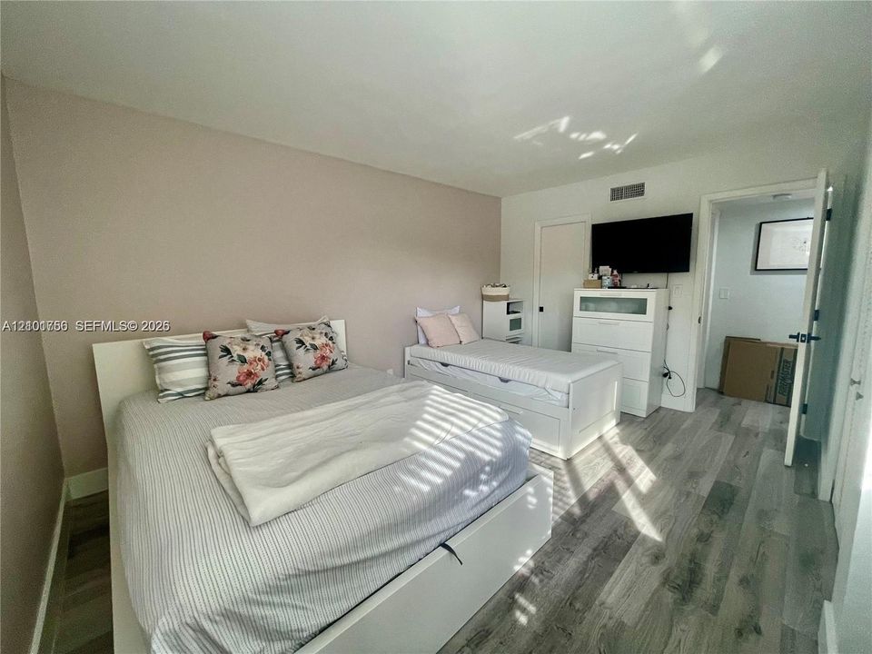 В аренду: $2,550 (2 спален, 2 ванн, 1122 Квадратных фут)