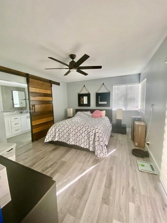 В аренду: $2,550 (2 спален, 2 ванн, 1122 Квадратных фут)