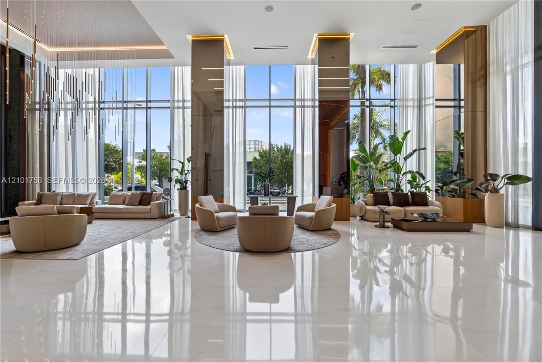 На продажу: $1,125,000 (2 спален, 2 ванн, 1226 Квадратных фут)