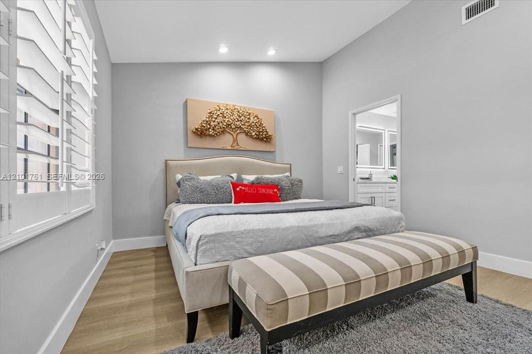 En Venta: $544,900 (3 camas, 2 baños, 1572 Pies cuadrados)
