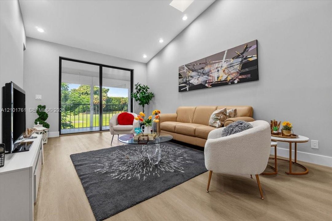 En Venta: $544,900 (3 camas, 2 baños, 1572 Pies cuadrados)