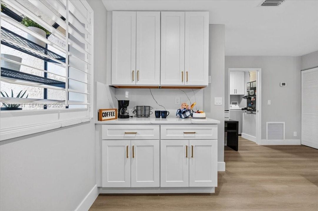 En Venta: $544,900 (3 camas, 2 baños, 1572 Pies cuadrados)