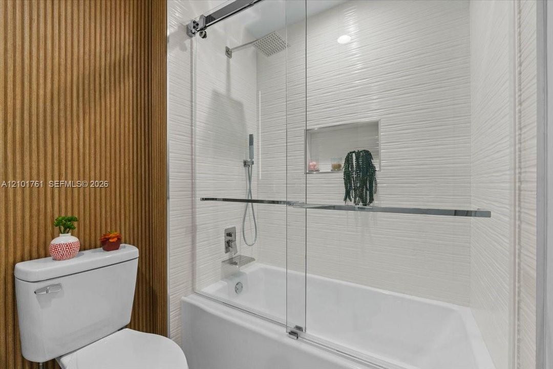 En Venta: $544,900 (3 camas, 2 baños, 1572 Pies cuadrados)