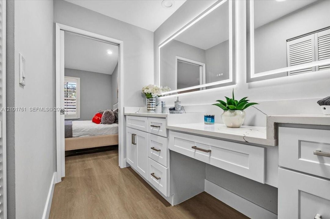 En Venta: $544,900 (3 camas, 2 baños, 1572 Pies cuadrados)