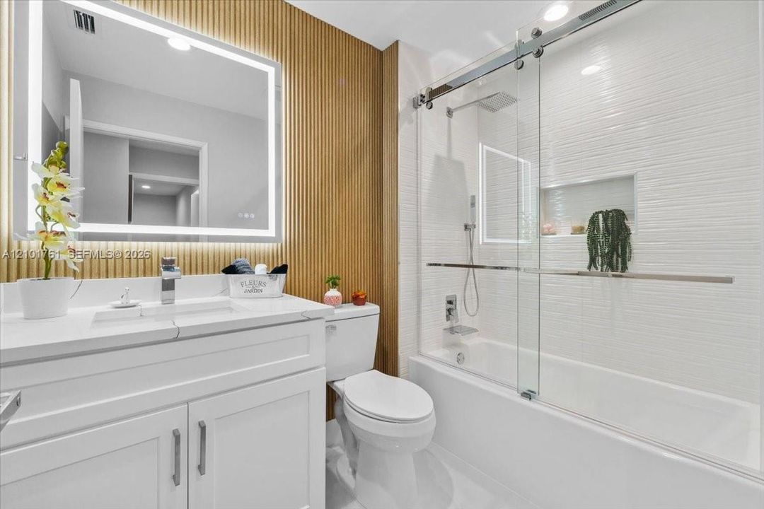 En Venta: $544,900 (3 camas, 2 baños, 1572 Pies cuadrados)