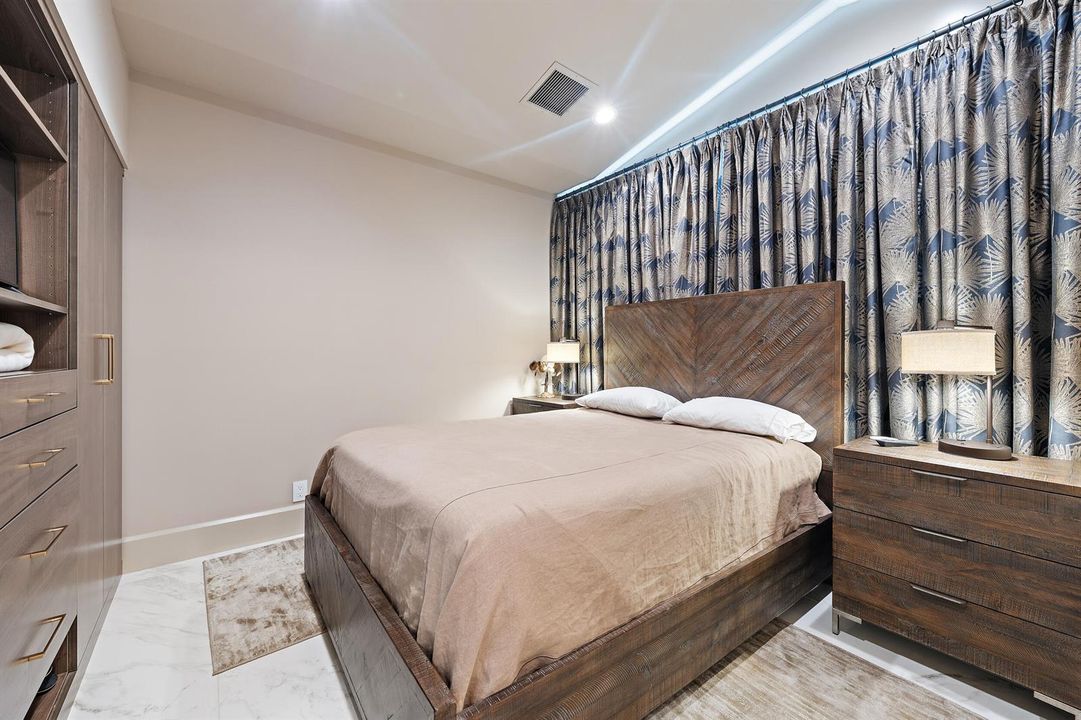 214 Eagle Dr-13