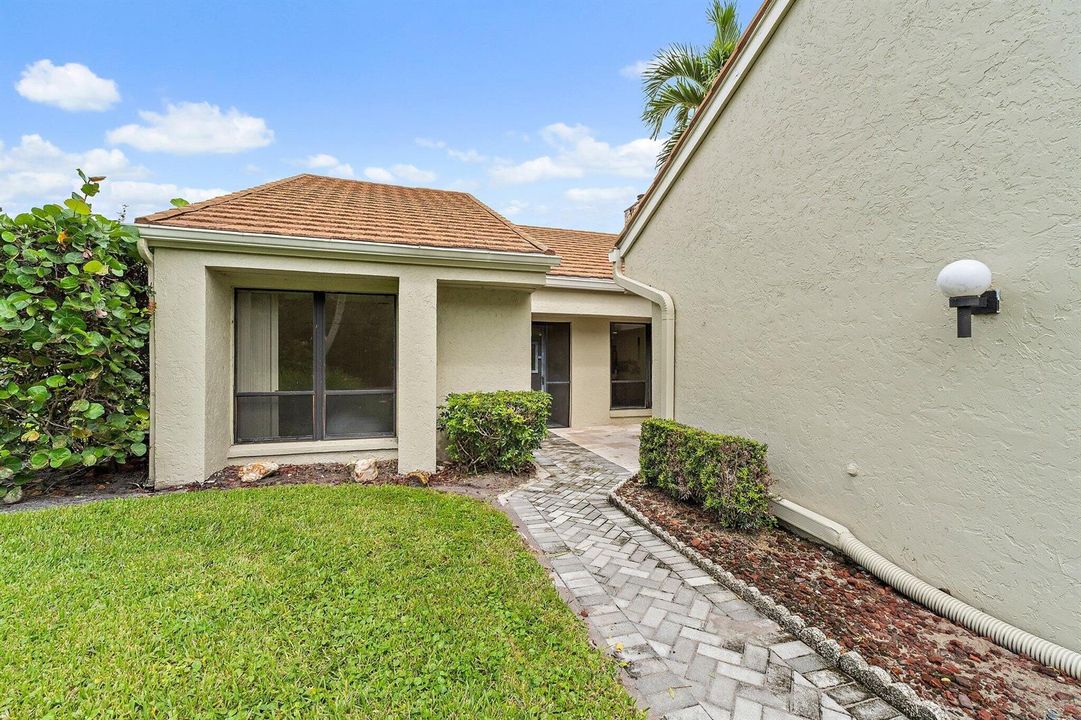 026-15TournamentBlvd-PalmBeachGardens-SM