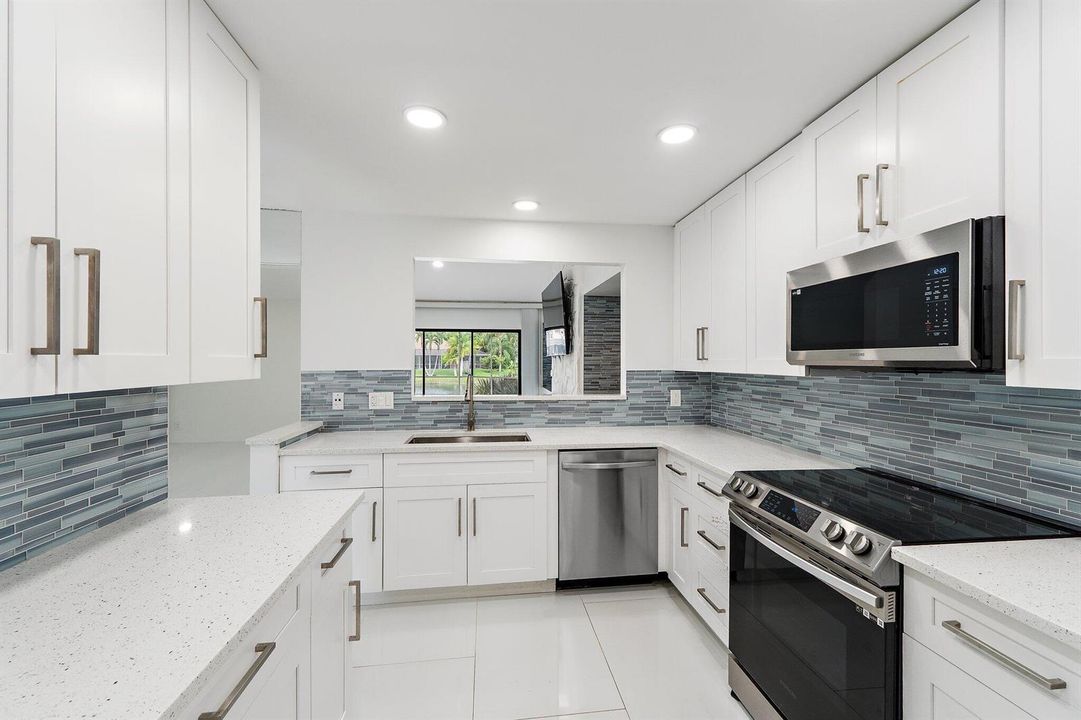 042-15TournamentBlvd-PalmBeachGardens-SM