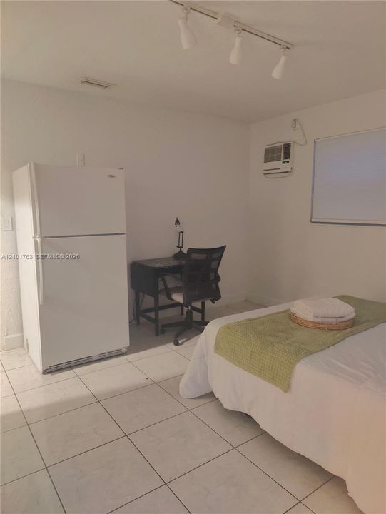 En Renta: $1,350 (1 camas, 1 baños, 400 Pies cuadrados)