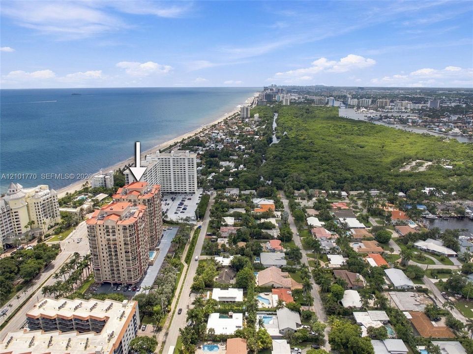 На продажу: $1,090,000 (3 спален, 3 ванн, 1686 Квадратных фут)