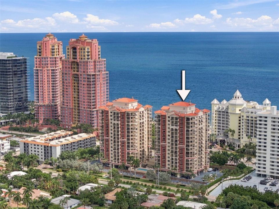На продажу: $1,090,000 (3 спален, 3 ванн, 1686 Квадратных фут)