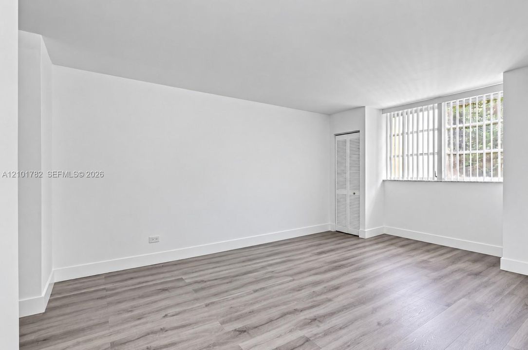 En Venta: $195,800 (1 camas, 1 baños, 1002 Pies cuadrados)
