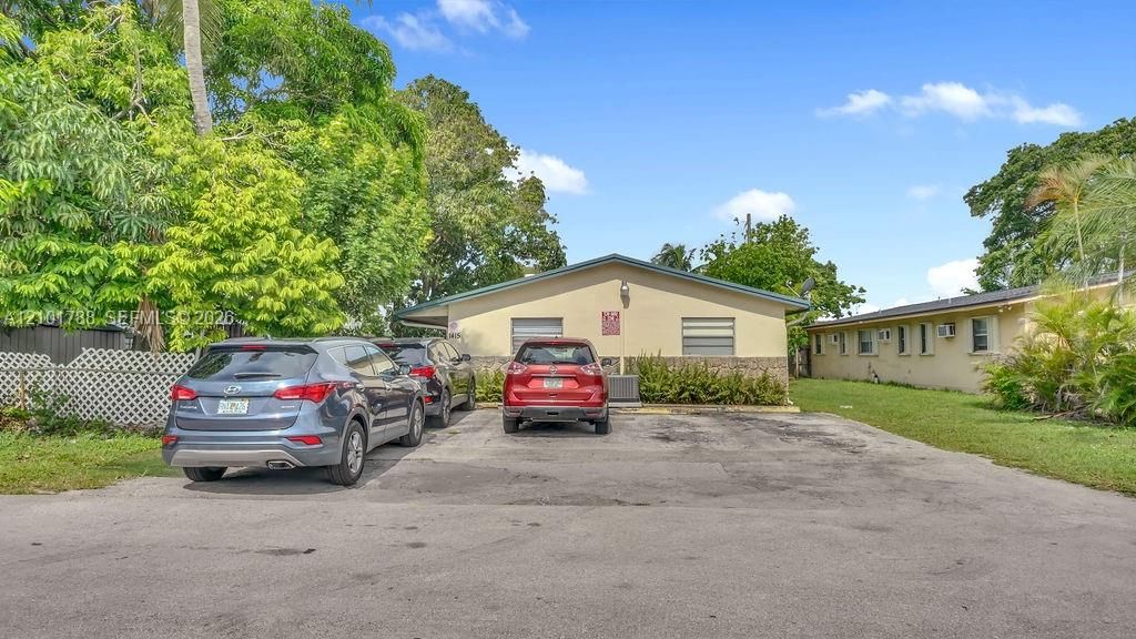 For Sale: $695,000 (0 beds, 0 baths, 1884 Square Feet)