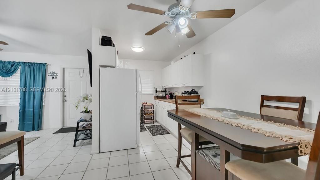 For Sale: $695,000 (0 beds, 0 baths, 1884 Square Feet)