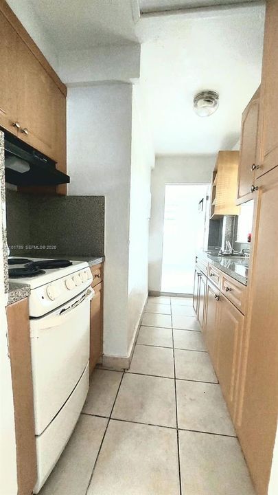 En Renta: $1,900 (2 camas, 1 baños, 1998 Pies cuadrados)