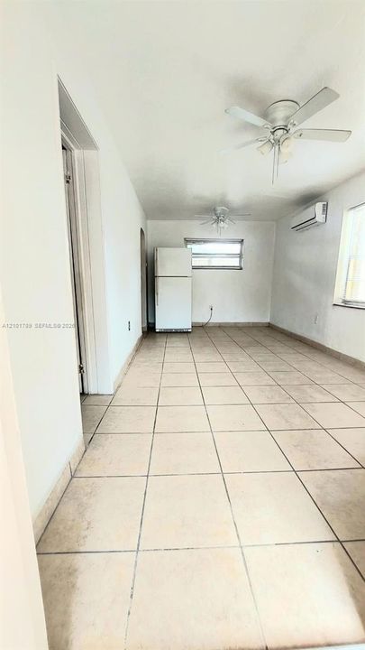 En Renta: $1,900 (2 camas, 1 baños, 1998 Pies cuadrados)