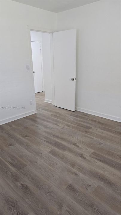 For Rent: $1,770 (1 beds, 1 baths, 1174 Square Feet)