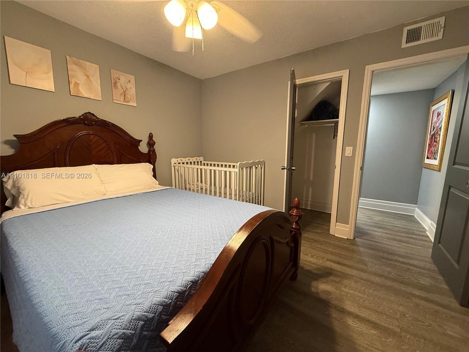 For Sale: $599,000 (6 beds, 3 baths, 1785 Square Feet)