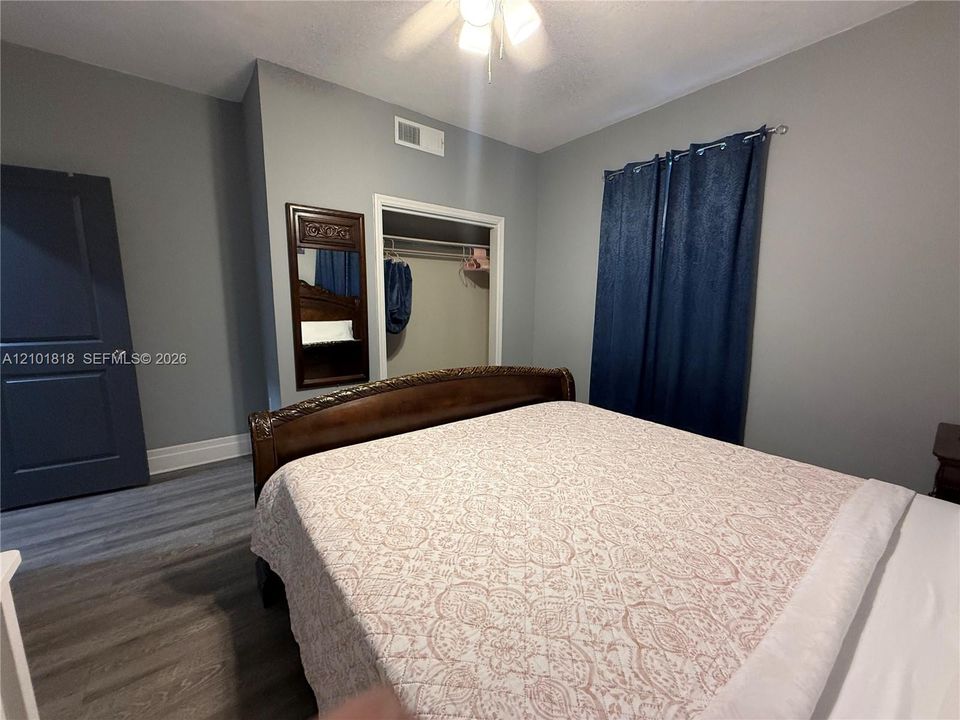 For Sale: $599,000 (6 beds, 3 baths, 1785 Square Feet)