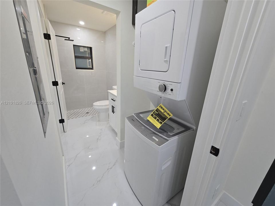 На продажу: $289,000 (4 спален, 3 ванн, 0 Квадратных фут)