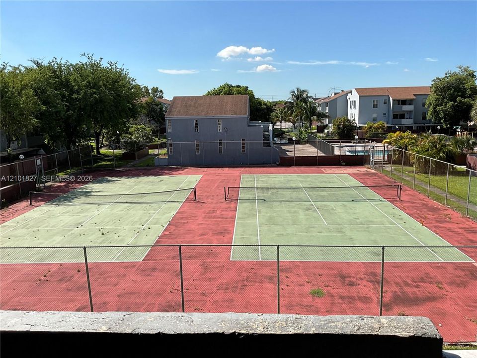 For Rent: $2,150 (2 beds, 2 baths, 908 Square Feet)