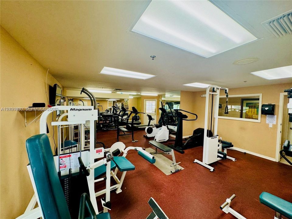 В аренду: $1,800 (1 спален, 1 ванн, 650 Квадратных фут)