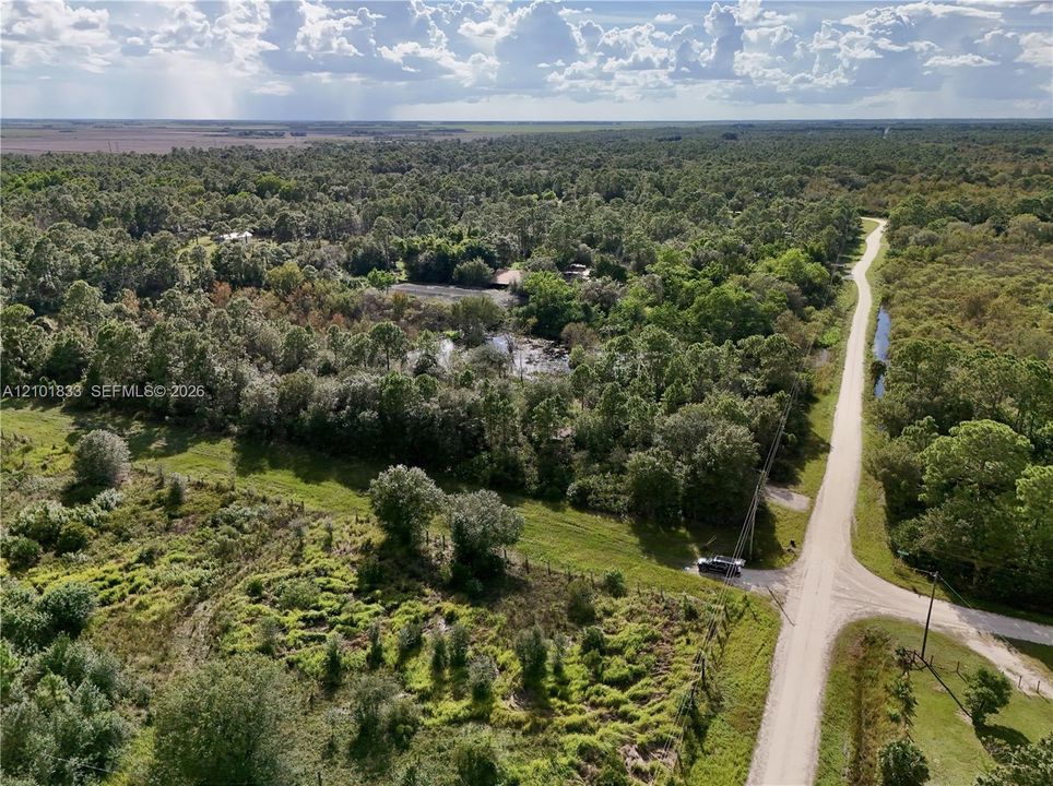 На продажу: $110,000 (2.50 acres)