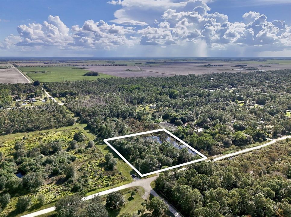 На продажу: $110,000 (2.50 acres)