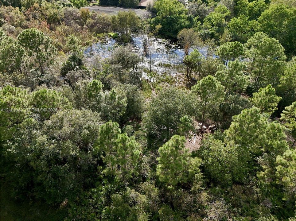 На продажу: $110,000 (2.50 acres)
