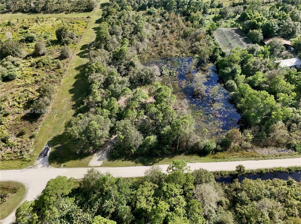На продажу: $110,000 (2.50 acres)
