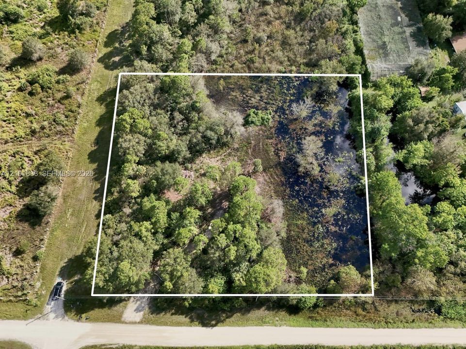 На продажу: $110,000 (2.50 acres)
