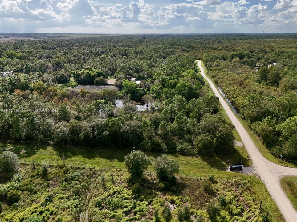 На продажу: $110,000 (2.50 acres)