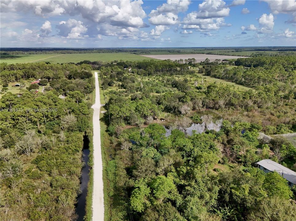 На продажу: $110,000 (2.50 acres)