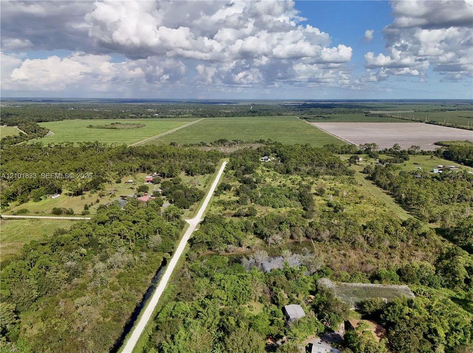 На продажу: $110,000 (2.50 acres)
