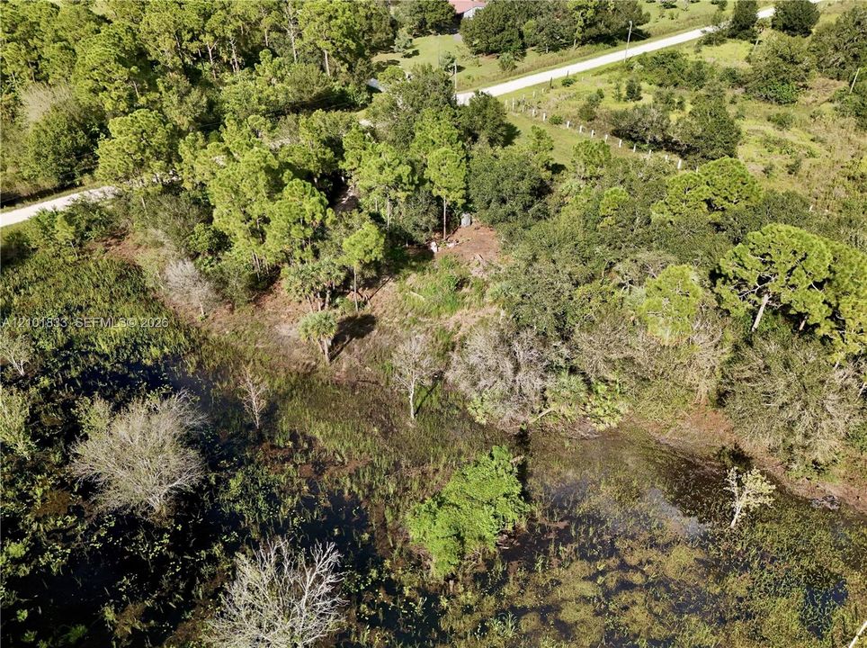 На продажу: $110,000 (2.50 acres)
