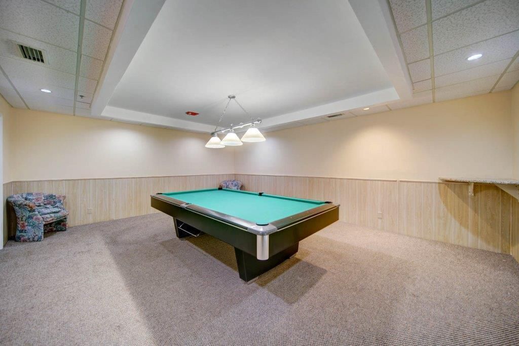 042_-_Billiards_-_Empress